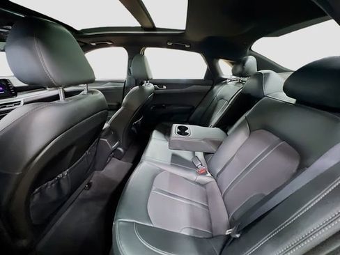 Used 2024 Kia K5 GT-Line image 25