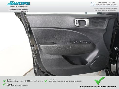 Certified 2023 Hyundai Venue SE w/ Cargo Package FWD image 13