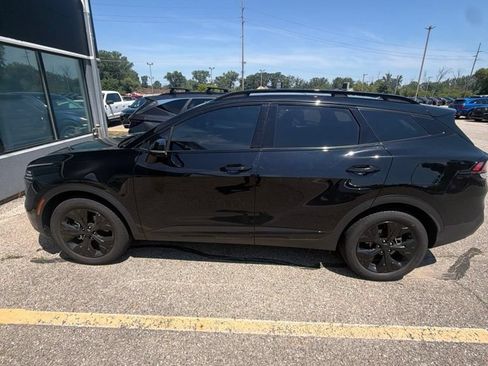 Used 2025 Kia Sportage X-Line w/ Premium Package AWD/4WD image 5