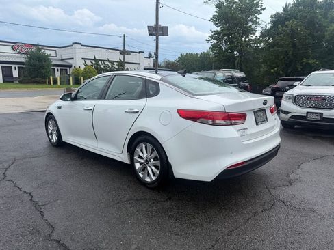 Used 2016 Kia Optima EX w/ Premium Package FWD image 5