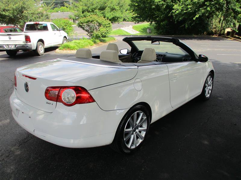 Used 2009 Volkswagen Eos Komfort FWD image 7