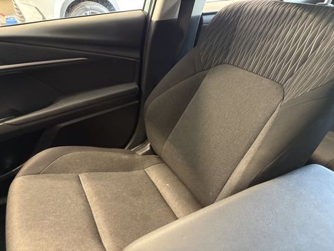 Used 2025 Toyota Camry LE FWD image 20