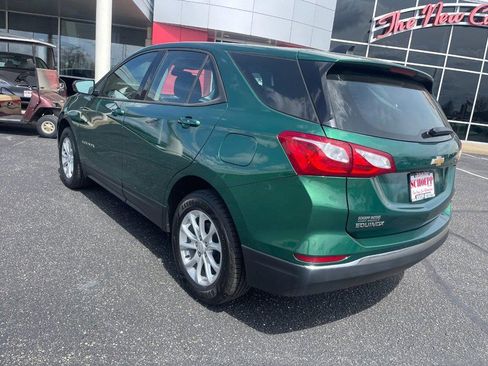 Used 2018 Chevrolet Equinox LS AWD/4WD image 4