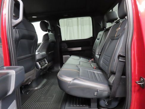 Used 2024 Ford F250 Platinum w/ FX4 Off-Road Package image 13