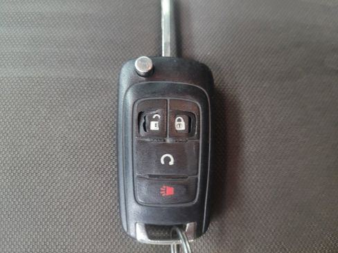Used 2015 Chevrolet Trax LT w/ LT Plus Package AWD/4WD image 32