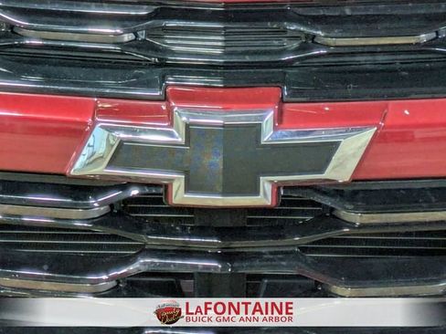 Certified 2024 Chevrolet Trax ACTIV w/ Sunroof Package image 9