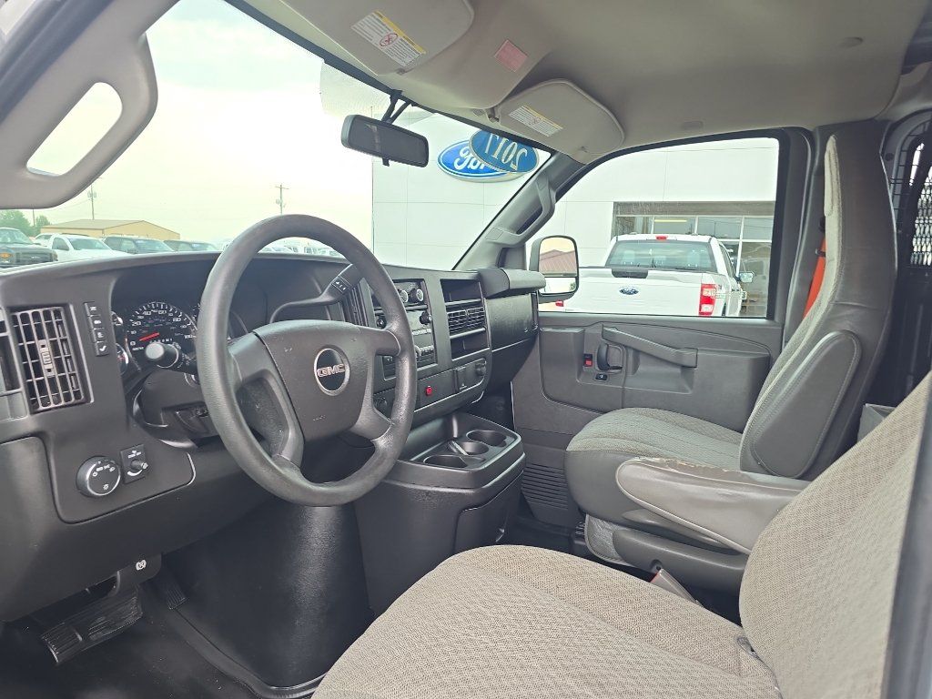 Used 2017 GMC Savana 2500 w/ All Terrain Package RWD image 17