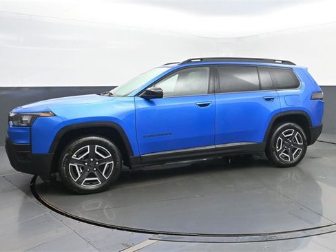 New 2026 Jeep Cherokee Laredo image 2