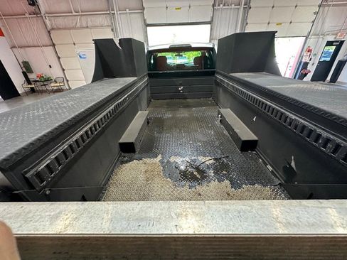 Used 2017 Ford F350 XLT image 14