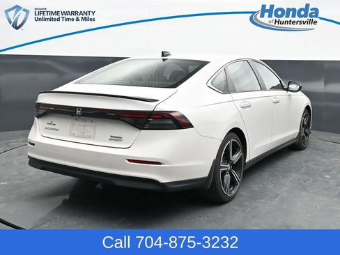 Used 2023 Honda Accord Sport image 8