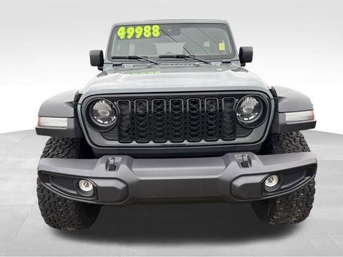 Used 2025 Jeep Wrangler Willys image 11