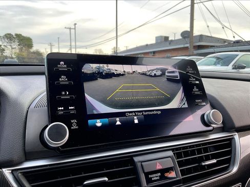 Used 2022 Honda Accord Sport image 23