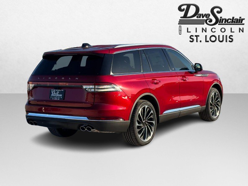 New 2027 Lincoln Aviator Reserve AWD/4WD image 3