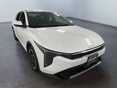 New 2025 Kia K4 EX
