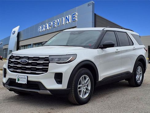 New 2026 Ford Explorer Active RWD image 1