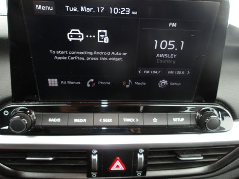 Used 2023 Kia Forte LXS image 13