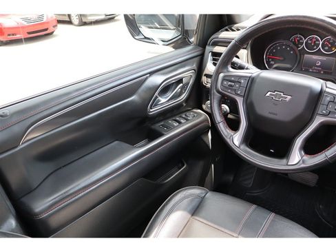 Used 2021 Chevrolet Tahoe RST w/ Luxury Package AWD/4WD image 27