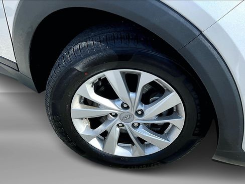 Used 2019 Hyundai Tucson SE w/ Cargo Package AWD/4WD image 9