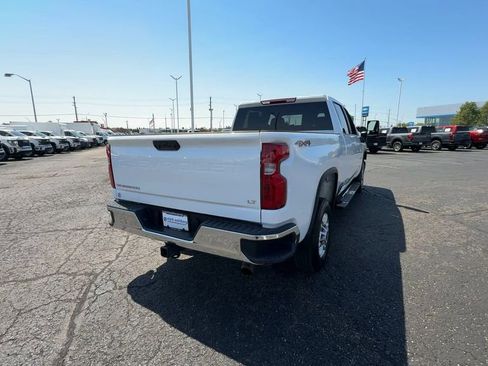 Used 2025 Chevrolet Silverado 2500 LT w/ Convenience Package AWD/4WD image 7