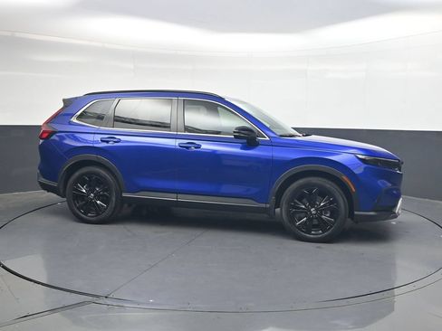 Used 2024 Honda CR-V Sport Touring image 4