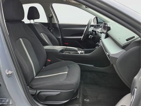 Used 2025 Hyundai Sonata SEL FWD image 15