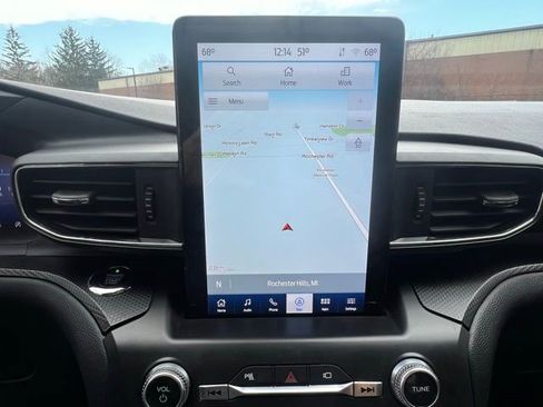 Used 2020 Ford Explorer ST w/ ST Street Pack image 32