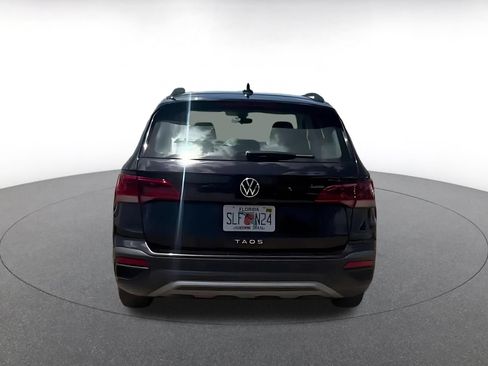 Used 2024 Volkswagen Taos S FWD image 12