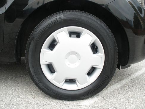 Used 2013 Kia Soul FWD image 40