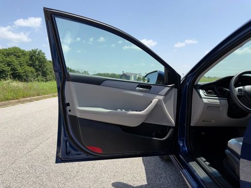 Used 2019 Hyundai Sonata SE FWD image 20