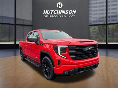 Used 2023 GMC Sierra 1500 Elevation w/ LPO, Elevation Black Package