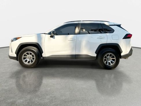 Used 2019 Toyota RAV4 LE w/ All Weather Liner Package AWD/4WD image 4