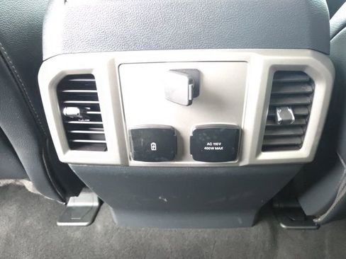 Used 2022 Ford F250 Lariat w/ Chrome Package AWD/4WD image 18