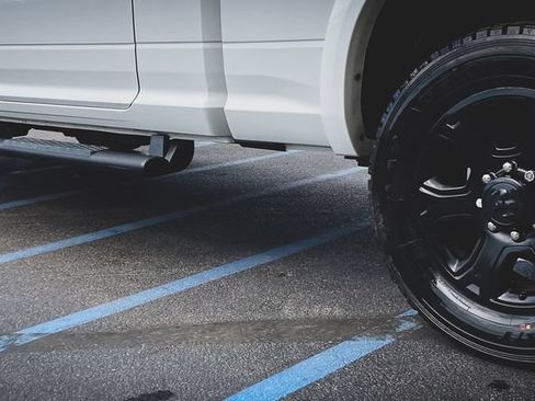 Used 2018 RAM 3500 Laramie w/ Sport Appearance Group AWD/4WD image 28