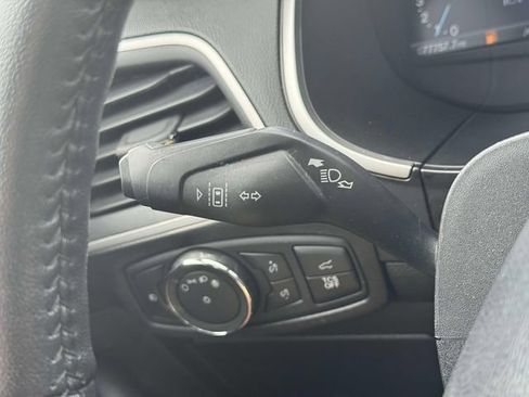 Used 2019 Ford Edge SEL w/ Equipment Group 201A AWD/4WD image 29