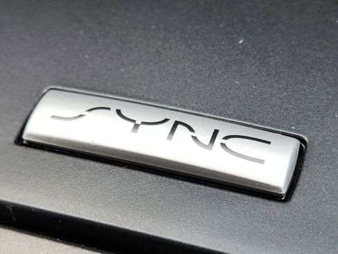 Certified 2018 Ford Explorer XLT image 31