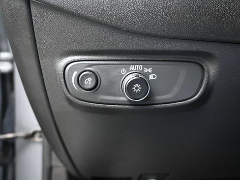 Used 2024 Chevrolet Equinox LT AWD/4WD image 21