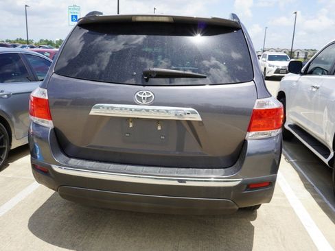 Used 2013 Toyota Highlander Limited FWD image 5
