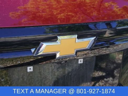 Used 2025 Chevrolet Traverse LT AWD/4WD image 7