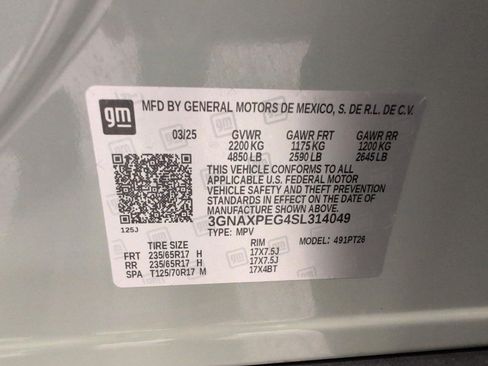 Used 2025 Chevrolet Equinox LT w/ Convenience Package II AWD/4WD image 27