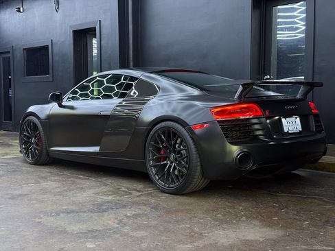Used 2015 Audi R8 V8 AWD/4WD image 7