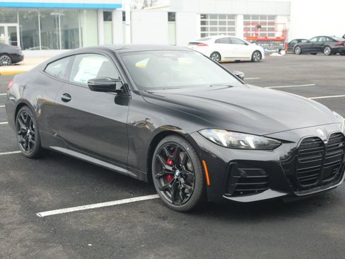 New 2026 BMW M440i Coupe RWD image 1