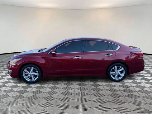 Used 2015 Nissan Altima 2.5 SL w/ Technology Package FWD image 4