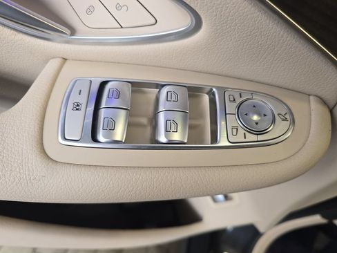 Certified 2020 Mercedes-Benz GLC 300 image 29
