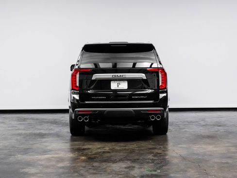 Used 2023 GMC Yukon Denali w/ Denali Reserve Package image 18