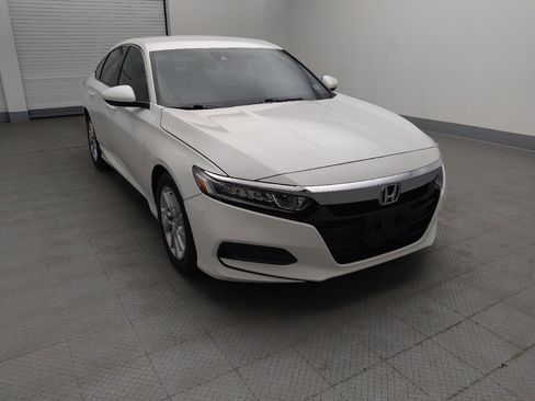 Used 2018 Honda Accord LX image 13