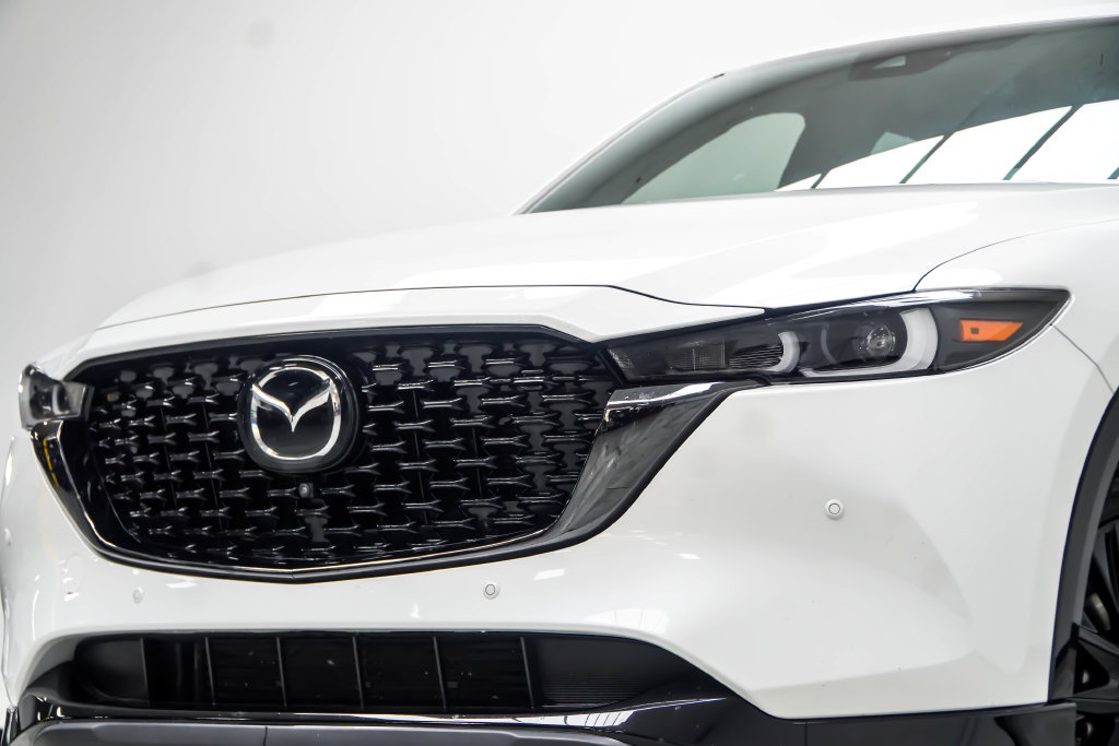 Used 2025 MAZDA CX-5 Carbon Edition AWD/4WD image 2