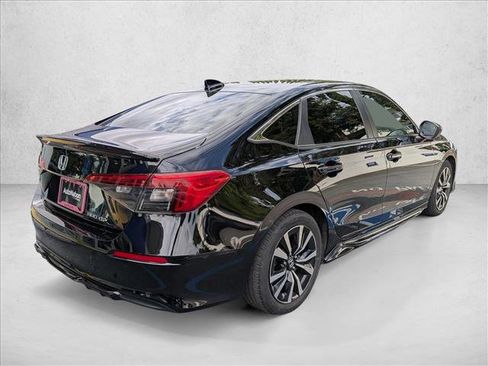Used 2022 Honda Civic EX image 5