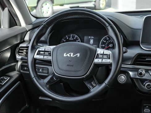 Used 2022 Kia Telluride S AWD/4WD image 15