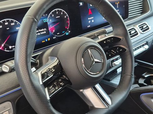 Used 2026 Mercedes-Benz GLS 450 4MATIC image 18