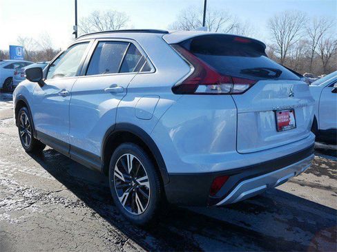 New 2026 Mitsubishi Eclipse Cross SE image 2